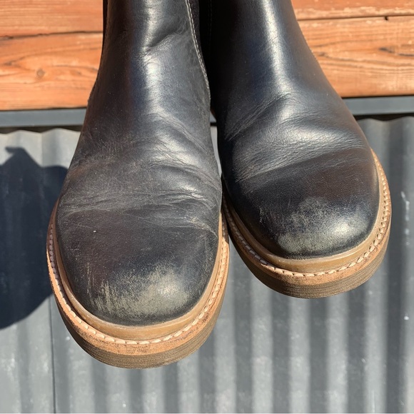 Clarks Chelsea Boot - Picture 3 of 7